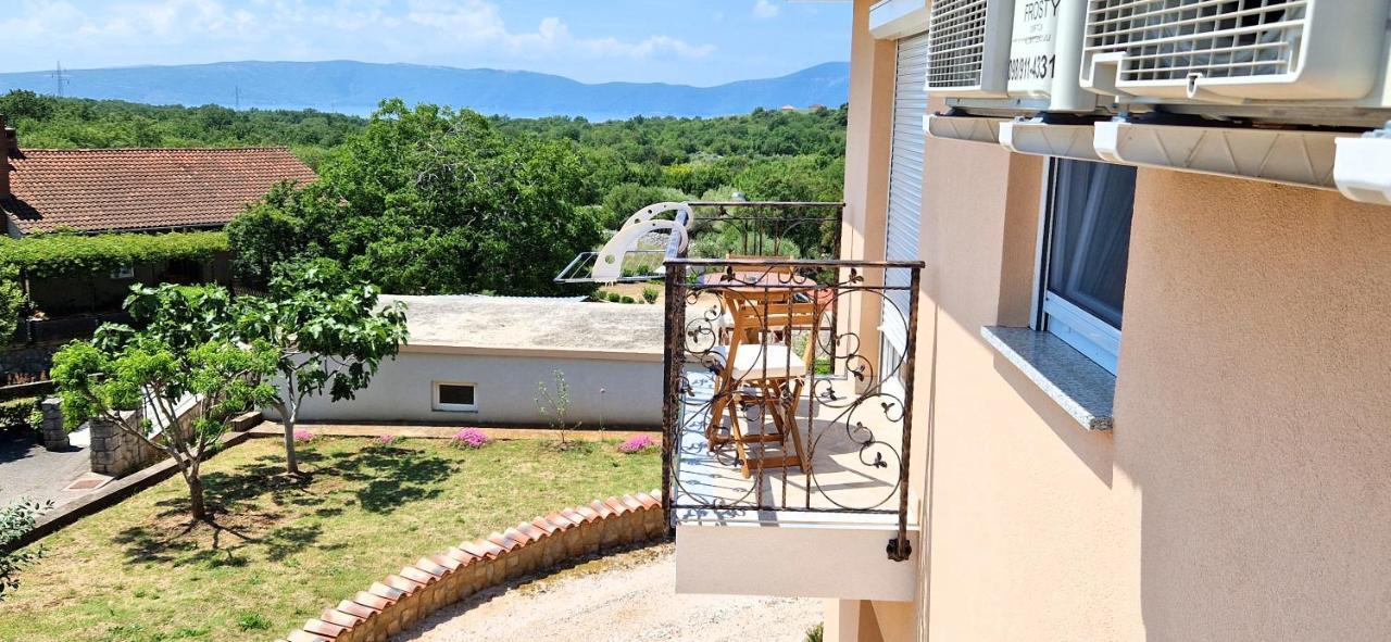 Apartments Pinezić Skrbčići Exterior foto