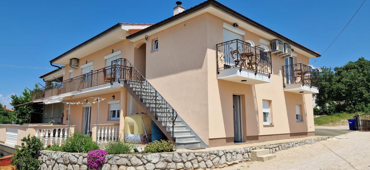 Apartments Pinezić Skrbčići Exterior foto