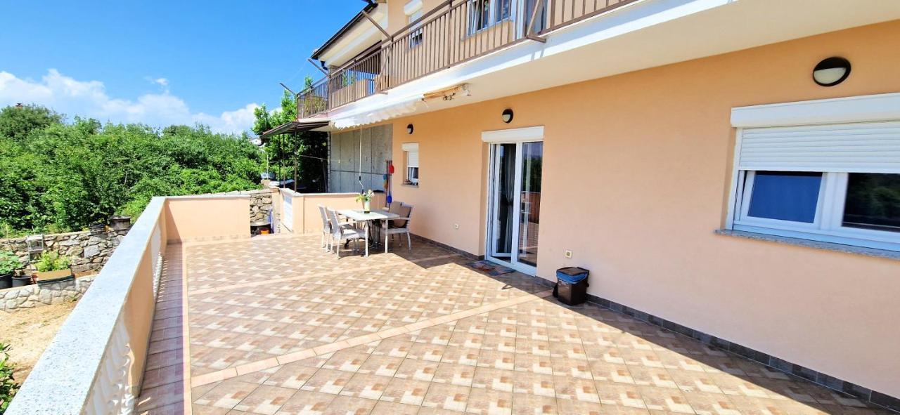 Apartments Pinezić Skrbčići Exterior foto